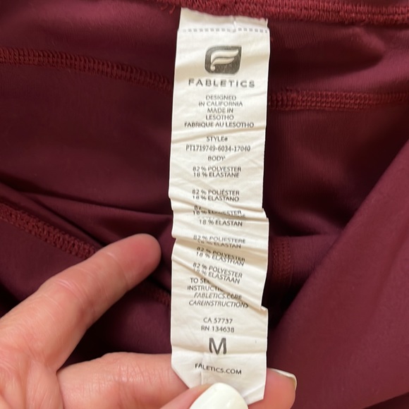 Fabletics leggings - Picture 2 of 2